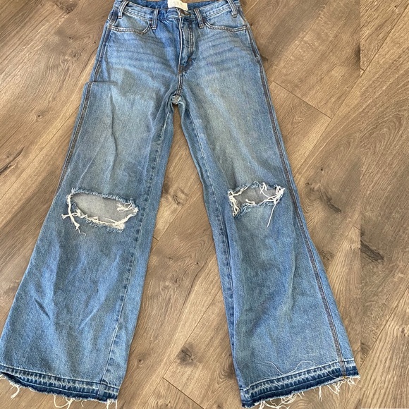distressed raw hem jeans